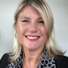 Kamila Dixon's Instagram, Twitter & Facebook