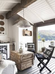 Floral window screen or room dividers add elegance to a scandinavian design house. Interior Blog Cozy Norwegian Winter Cabin Home Retro Home Decor Scandinavian Home