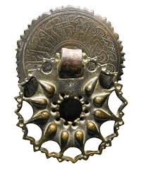 Even though we live in the age of the doorbell, there's just nothing like. Antique Door Knockers Win The No Bell Prize Antique Trader