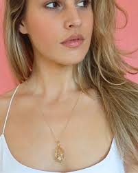 22 Carat Aquamarine Jali Ring. Jali work originated in Rajasthan, India and  was originally adopted for the stonework of buildings during the Mughal  era. Patterns are drawn into the gold and then