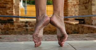 Hallux Limitus Definition Symptoms Causes And Treatment