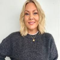 Shannon Clegg's Instagram, Twitter & Facebook