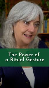 Hi! I'm Sundari , founder of A Healing Doula Academy. 😘 I'm a Birth, Grief  and Death Doula. Author of the book Grief Gems. I'm also a Yoga and  Meditation teacher and