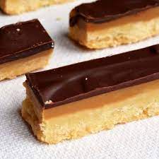 Millionaire S Shortbread Recipe Yummly Recipe Millionaire Shortbread Millionaire Shortbread Recipe Shortbread Recipes