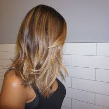 Is this your house or place of business? I Love Making Blondes A Little Dimmer I Used Wella Illumia 5 20 Developer That I Combed Through Using Cricket S Colorcocktail Fre Hair Hair Color Blonde