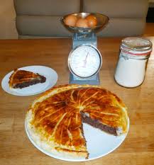 Galette Frangipane Au Chocolat La Cuisine D Elyano En 2020 Galette Frangipane Galette Chocolat