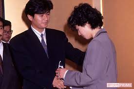 Explore tweets of 小舞酱 @wuuuuuucy on twitter. ä¸ä¼¦ææ­éäºä¸è¿'è¤çå½¦ç¦»å¼40å¹´æ°å°¼æ¯ ä¸­åå ±china Press