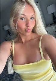 Aly Caro's Instagram, Twitter & Facebook