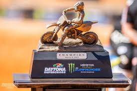 A total of 42 drivers are set to attempt to qualify for of the 40 drivers who will qualify for the race, 36 are already locked into the field as a result of the fact that they drive for chartered teams. 450 Main Event Results 2019 Daytona Supercross Motocross Action Magazine