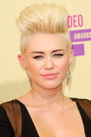 Miley cyrus's hairstyles are iconic for best medium to short haircuts. Miley Cyrus Blonde Hair Pic The Hollywood Gossip