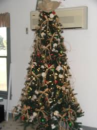 Cowboy Christmas Tree Christmas Tree Decorated With Raffia Bows And Balls And Used A Cowboy H Cowboy Christmas Christmas Tree Tumblr Christmas Tree Wallpaper