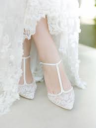 Flower Beaded Wedding Shoes In 2020 Ivory Wedding Shoes Wedding Shoes Heels Wedding Dress Trends