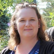 HB Hilary Lee (@fr0gmella)