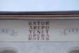 Schön, dass sie sich zeit nehmen, an unserer umfrage zur lebensqualität in hallein teilzunehmen. Datei Hallein Altstadt Schondorferplatz 2 2019 02 16 2 Jpg Wikipedia
