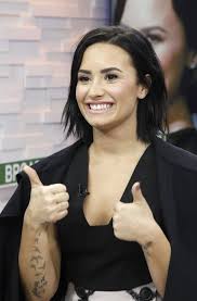 Demi and wilmer valderrama dated on and off for a looong time, like, from 2010 to 2016. Demi Lovato At Good Morning America 10 26 2015 Hawtcelebs
