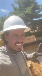 René Cedillo (@tuamigolaranitagmail.com)