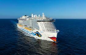 Aidacosma is an ocean going cruise ship built in 2021.the vessel accommodates 6600 passengers serviced by a crew of 1500 people. Aidacosma Soll Morgen Ausgedockt Werden Ems Vechte Welle