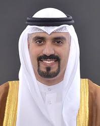مع تسلم أمير الكويت الجديد، الشيخ نواف الأحمد الجابر الصباح، مسند الإمارة، خلفا للشيخ صباح الأحمد الجابر الصباح ورغم أن الدستور الكويتي يمنح الأمير الجديد، البالغ من العمر 83 عاما، مهلة مدتها سنة لاختيار ولي عهده، وفق المادة الرابعة من الدستور، إلا أنه من. Ø¹Ù…Ø± Ù…Ø´Ø¹Ù„ Ø¬Ø§Ø¨Ø± Ø§Ù„Ø£Ø­Ù…Ø¯ Ø§Ù„ØµØ¨Ø§Ø­