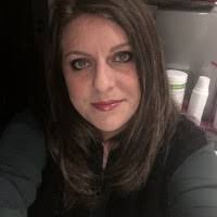 Laura Toppi's Instagram, Twitter & Facebook