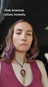 Laura Mack's Instagram, Twitter & Facebook