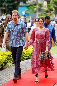 Prinz Harry Und Herzogin Meghan In Australien Neuseeland Und Ozeanien Die Besten Bilder Prinz Harry Meghan Markle Stil Modestil