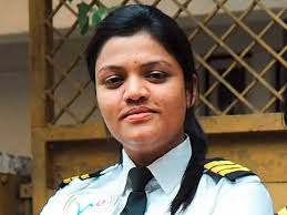 Mumbai girl is world's first to cross Atlantic Ocean in LSA