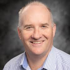 Michael Mee's Instagram, Twitter & Facebook