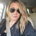 Lori Barringer's Instagram, Twitter & Facebook