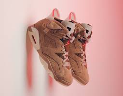 The $250 retail kicks are sure to sell out within minutes and are going to have a hefty resale price. Supbsjjdyagzxm