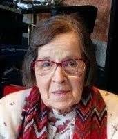 Caroline Lemay's Instagram, Twitter & Facebook