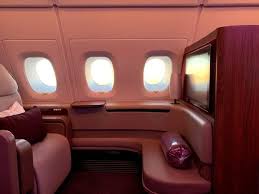 Both business class and first class seats can be converted into beds. Alle Qatar Airways First Class Strecken Meilenoptimieren Com