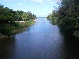 Перевод слова river, американское и британское произношение, транскрипция, словосочетания, однокоренные слова, примеры использования. List Of Rivers Of Dominica Wikipedia