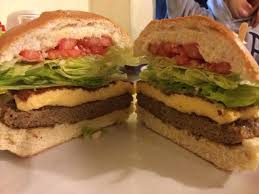 Duka´s lanches sabor , rapidez e qualidade, hamburguês, sanduíches, fritas e delivery. Cheese Salada Foto De Paulo Lanches Santo Andre Tripadvisor