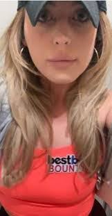 Alexis Sterner's Instagram, Twitter & Facebook