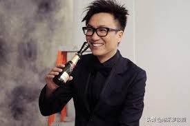 Lol, this guy never fails to amuse me. Ronald Cheng A Man Who Made Salty Pickled Cabbage Stir Fried Cow Daydaynews