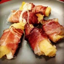 150 g di farina per polenta precotta; Involtini Di Polenta Con Speck E Formaggio Ricette Pasti Italiani Menu Di Cibo