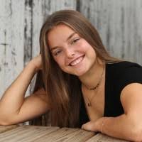 40+ "Lucke" profiles