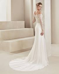 Alta sartoria made in italy per abiti favolosi: Abito Da Sposa A Sirena A Con Manica Lunga Di Pizzo Angela Caputo Sposa