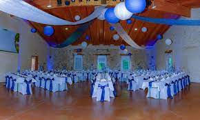 Mariages En Degrade De Bleu Deco Mariage Bleu Roi Deco Mariage Bleu Mariage