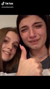 Charli Damelio In 2020 Crying Pictures Charlie Video Crying
