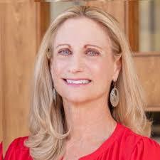 Christina Mote's Instagram, Twitter & Facebook