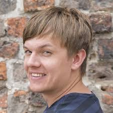 Thomas Gillard's Instagram, Twitter & Facebook