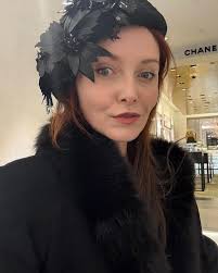 If I win the lottery I won't tell anyone but there will be signs