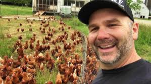 How to Raise Chickens and Turkeys 101