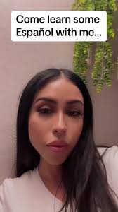 How do you say chin en español? #teacherlife #spanglishtiktok  #spanishtiktok #spanishclass #spanishlessons #learnspanishwithme  #teachersontiktok #education #fyp #profenoriii