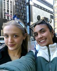 Hi!! My name is Audrey Scheck and I'm from Roswell, Georgia (outside of  Atlanta), and I am 100% committed to Samford and am majoring in Musical  Theatre to get a BFA. I