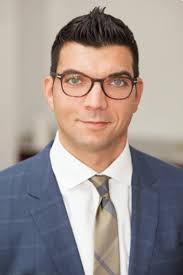 Robert Mancuso's Instagram, Twitter & Facebook