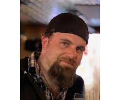 Sharon Huss's Instagram, Twitter & Facebook