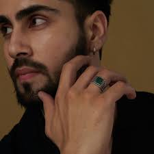 Buy 22Kt Gold Semi Precious Green Stone Ring For Men