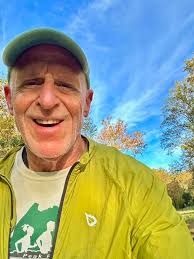 On the trail this morning 🏳️‍🌈